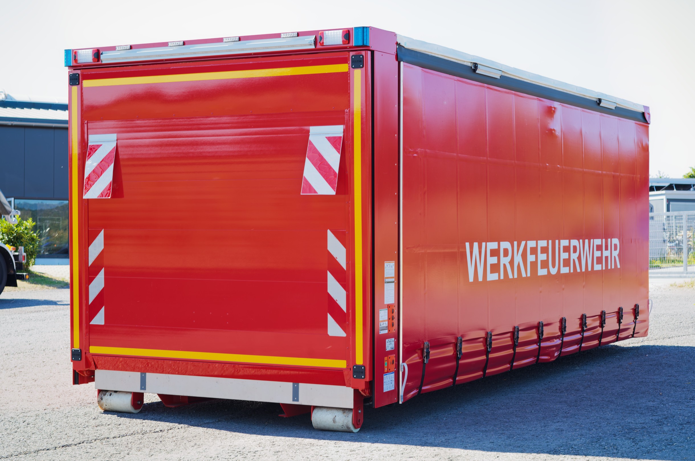 Abrollbehälter AB Logistik, Werkfeuerwehr Infratec Meindl Fahrzeugbau GmbH