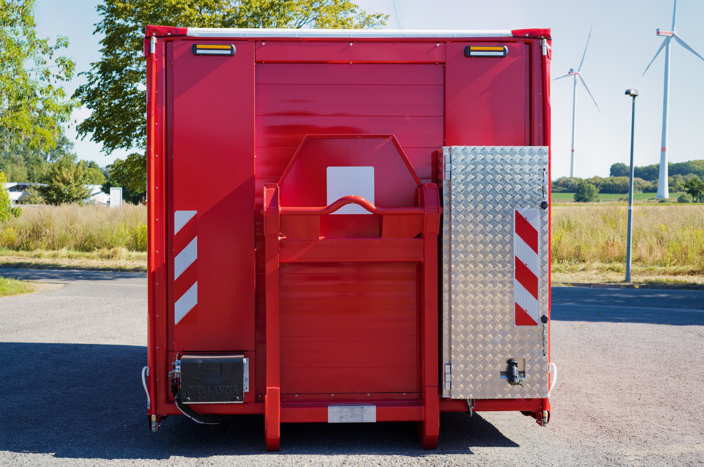Abrollbehälter AB Logistik, Werkfeuerwehr Infratec Meindl Fahrzeugbau GmbH