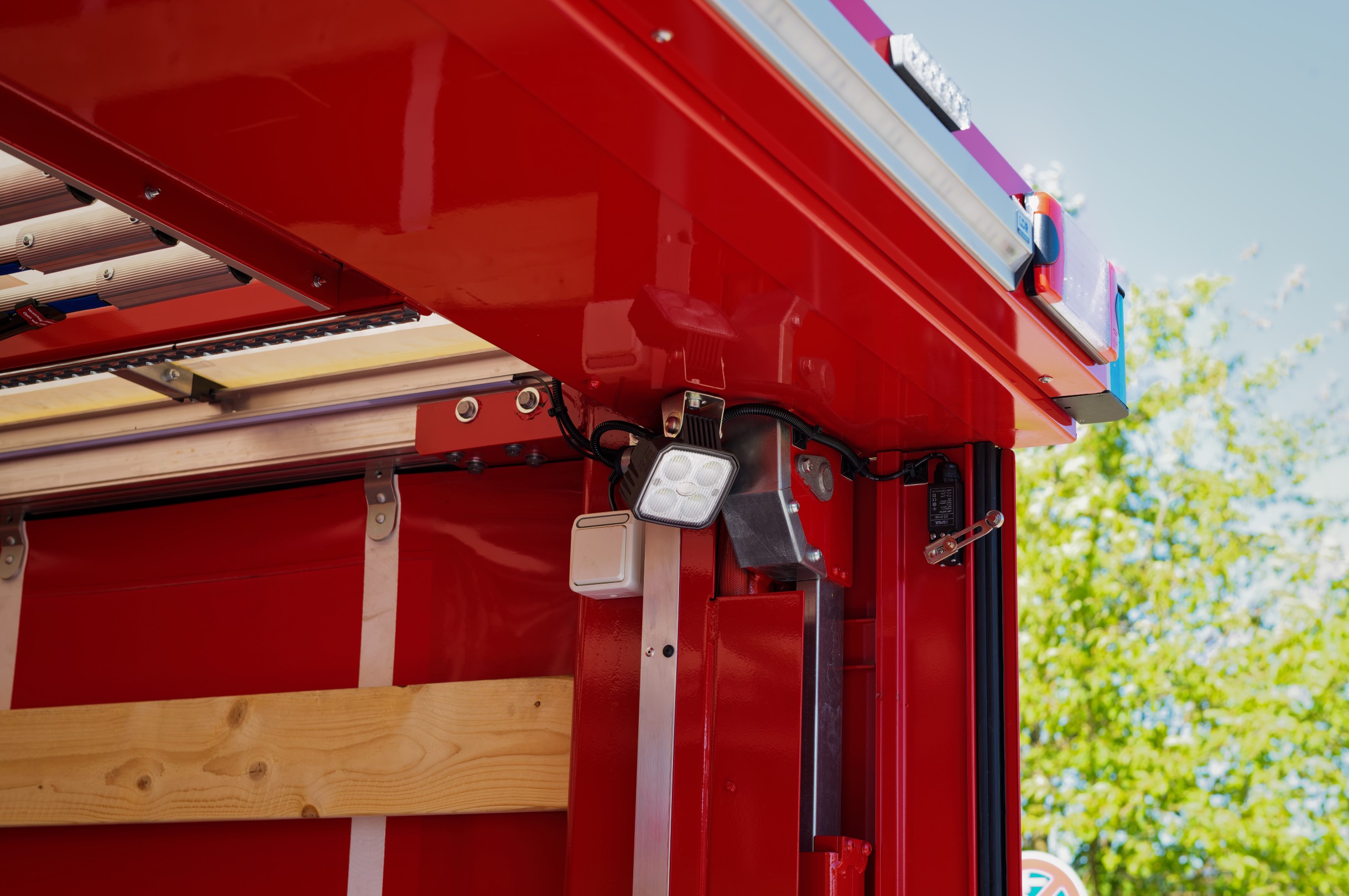 Abrollbehälter AB Logistik, Werkfeuerwehr Infratec Meindl Fahrzeugbau GmbH