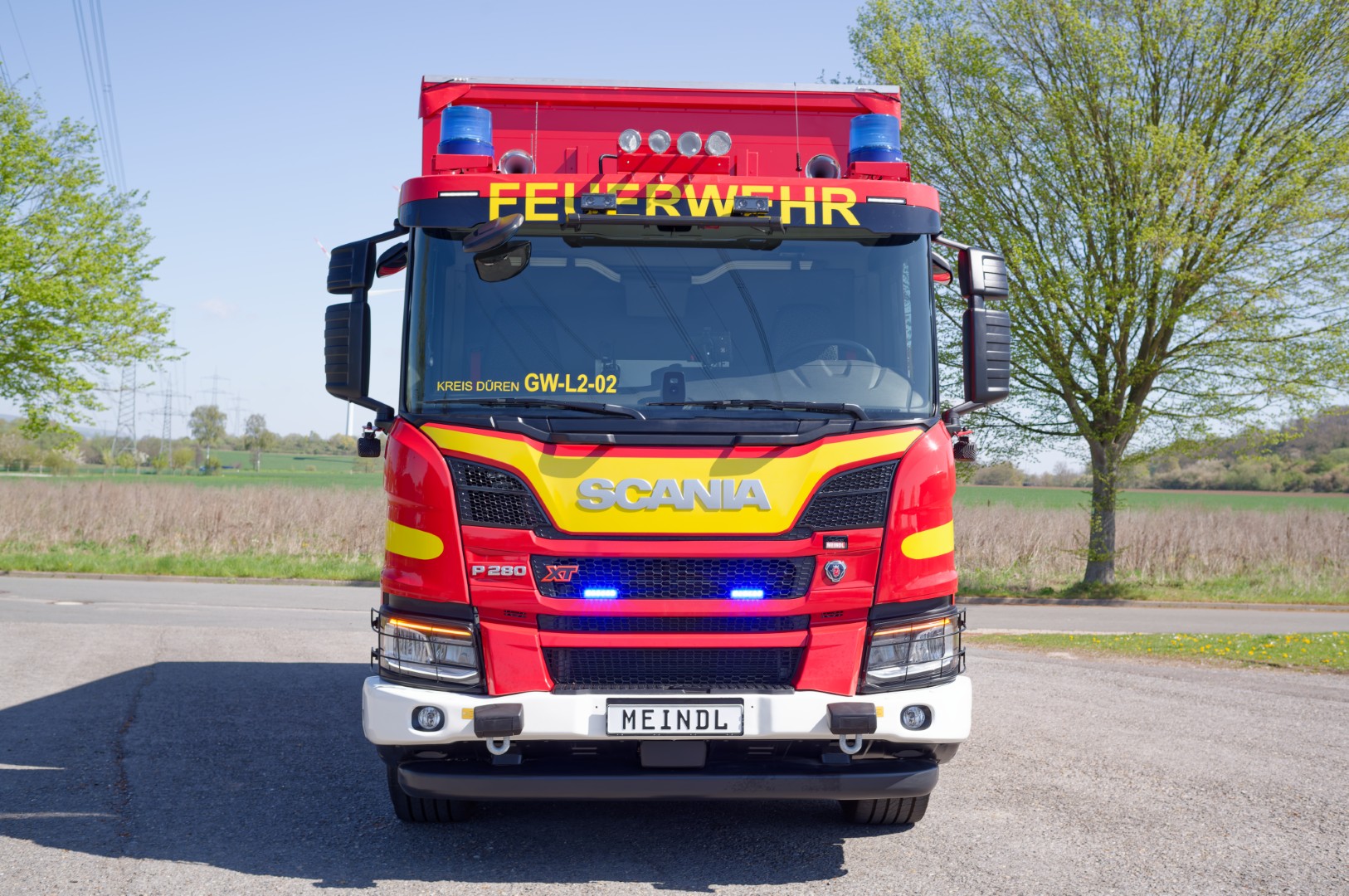 MEINDL GW-L Gerätewagen Feuerwehr Düren FTZ Scania Pritschenaufbau mit Schiebeplane, Ladebordwand Hänsch NOVA-LED