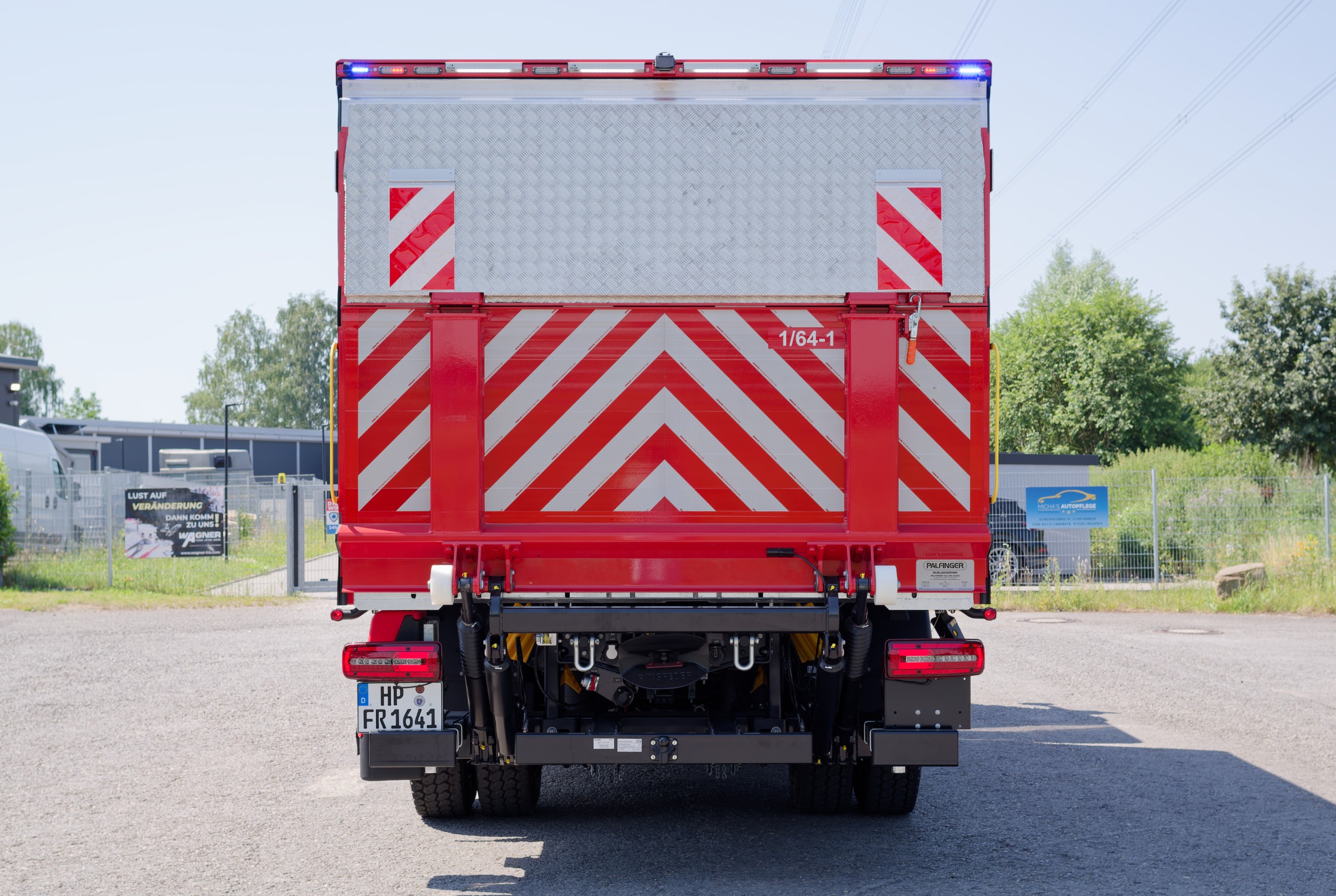 MEINDL GW-L1 Gerätewagen Feuerwehr Lautertal Reichenbach MAN Kofferaufbau Ladebordwand Palfinger Hänsch DBS850 Sputnik Flat