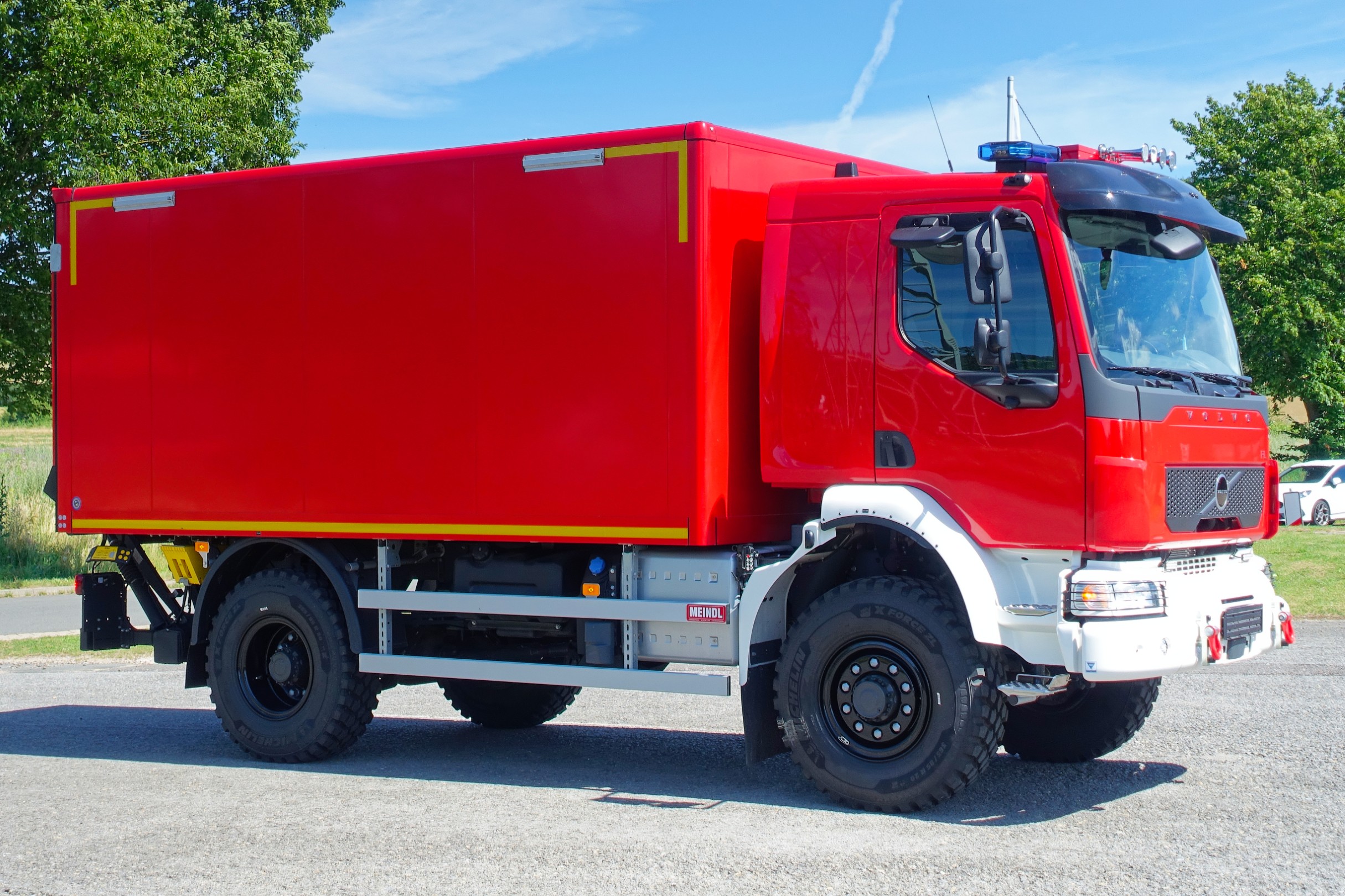 Feuerwehr Wuppertal Gerätewagen Logistik GW-L2 Meindl Fahrzeugbau GmbH Volvo FL Wesle Nutzfahrzeuge