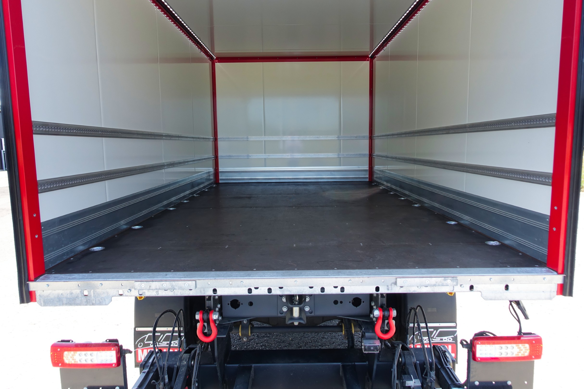 Feuerwehr Wuppertal Gerätewagen Logistik GW-L2 Meindl Fahrzeugbau GmbH Volvo FL Wesle Nutzfahrzeuge