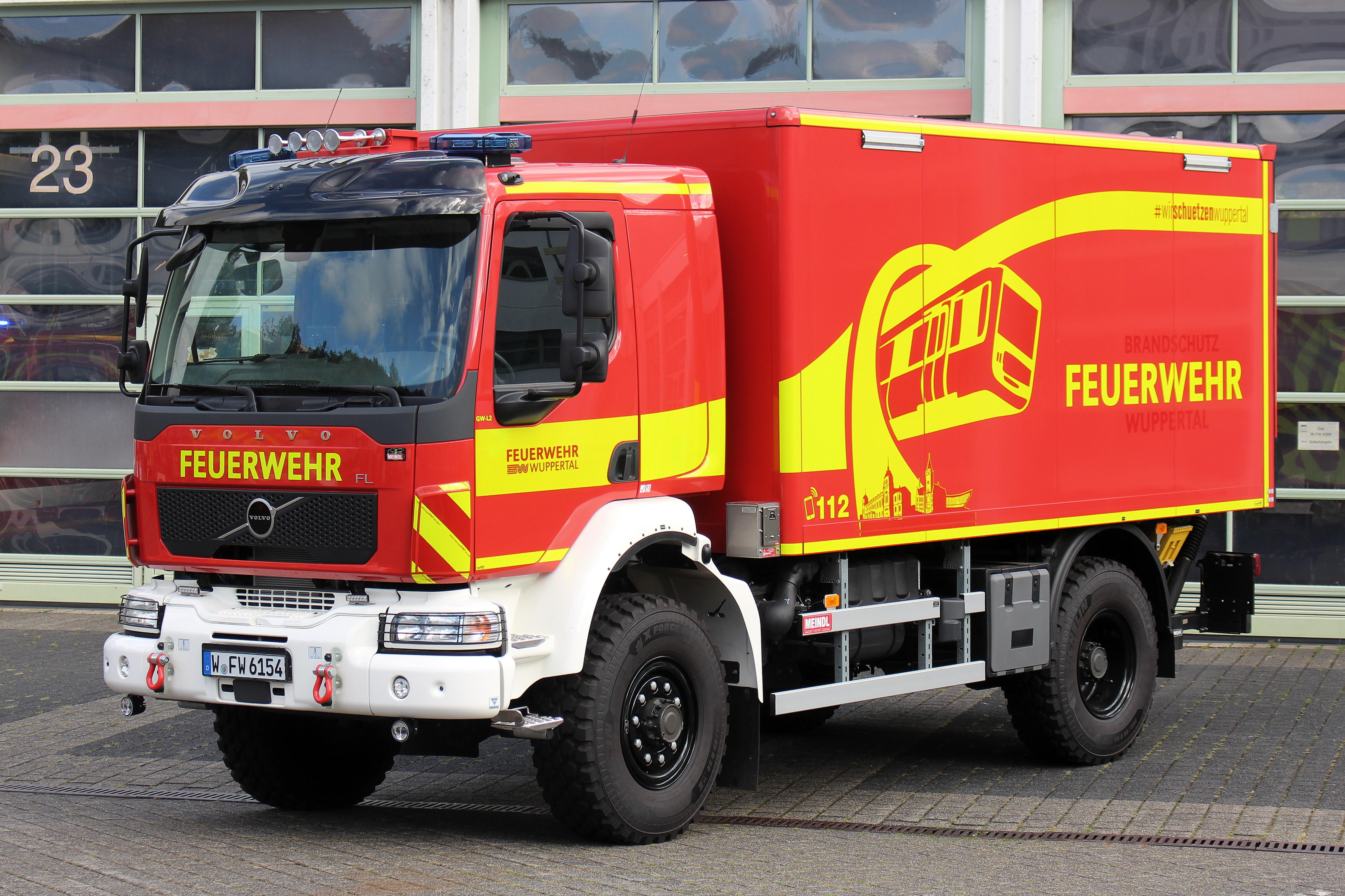 Feuerwehr Wuppertal Gerätewagen Logistik GW-L2 Meindl Fahrzeugbau GmbH Volvo FL Wesle Nutzfahrzeuge