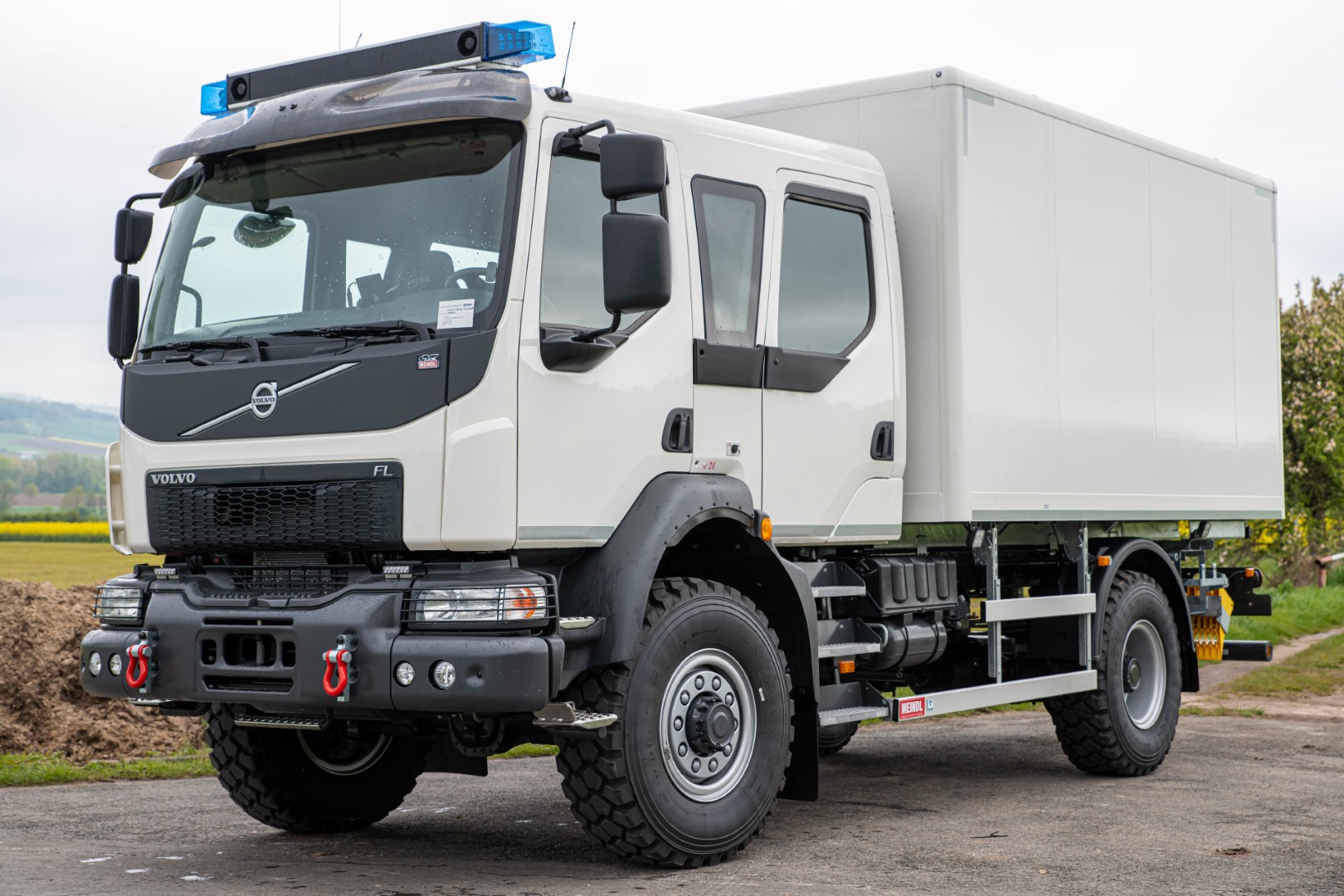 DLRG GW Tauchen Volvo FL Gerätewagen Deutsche Lebensrettungsgesellschaft