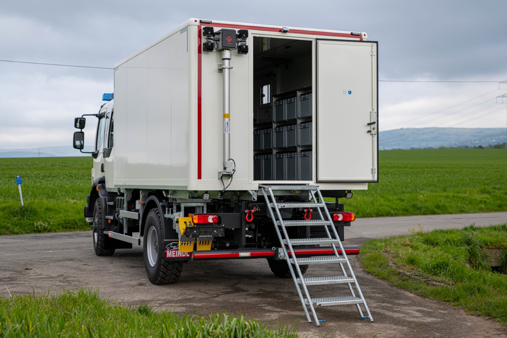 DLRG GW Tauchen Volvo FL Gerätewagen Deutsche Lebensrettungsgesellschaft