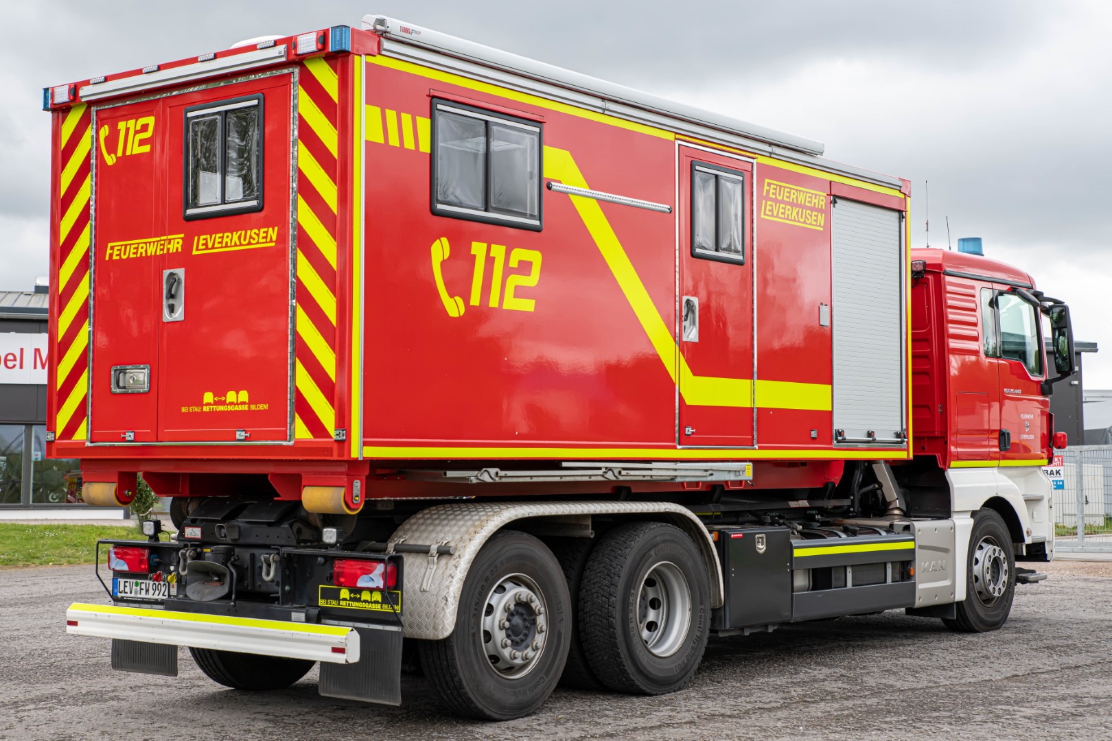 Abrollbehälter Besprechung Feuerwehr Leverkusen AB-Besprechung Meindl Behälter Ausziehtreppe Victron