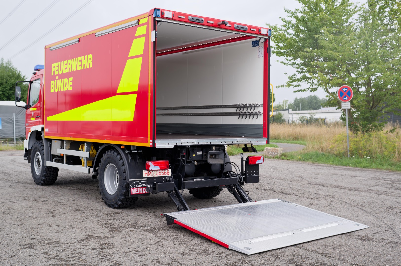 Feuerwehr Bünde Gerätewagen Logitstik 1 GWL1, Meindl Fahrzeugbau GmbH Hameln